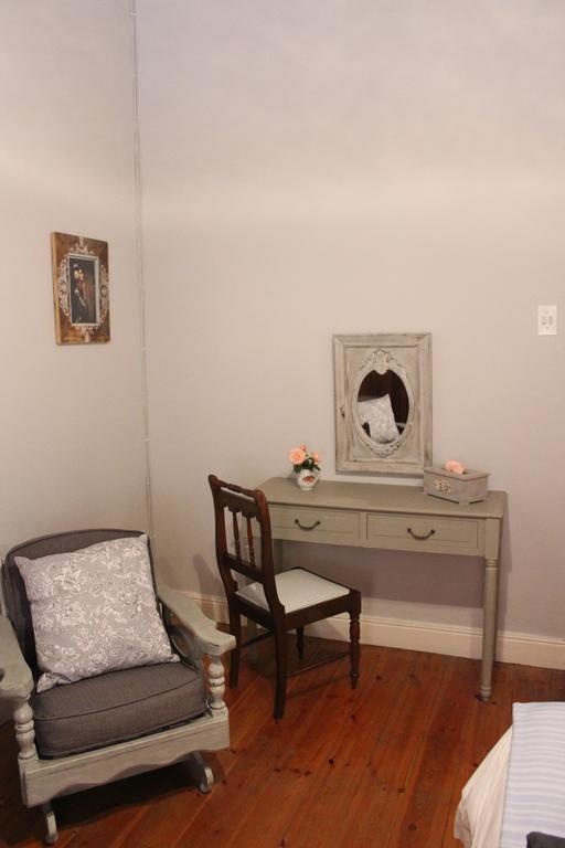 Carmel Villa B&B Or Self-Catering Calvinia Oda fotoğraf