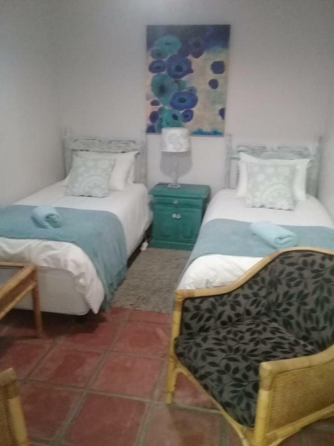 Carmel Villa B&B Or Self-Catering Calvinia Dış mekan fotoğraf